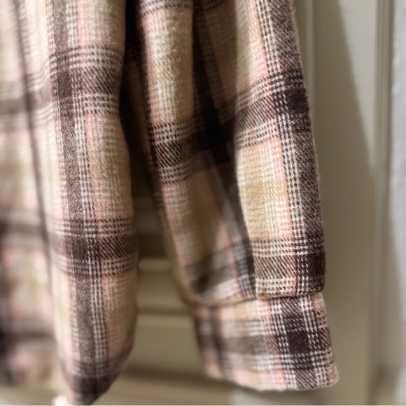 BKE • Boyfriend Flannel Shacket • NWT - Picture 5 of 11